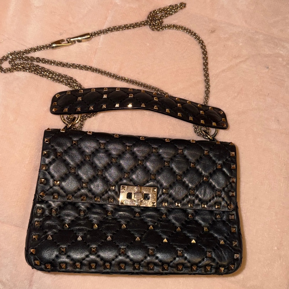 Valentino Garavani Rock Stud Spike Black medium Quilted Handbag AUTHENTIC